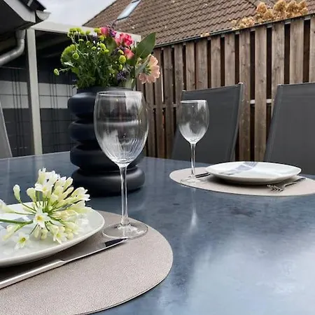 Apartment Modern Am Bowlingcenter Garten U Terrassenüberdachung *