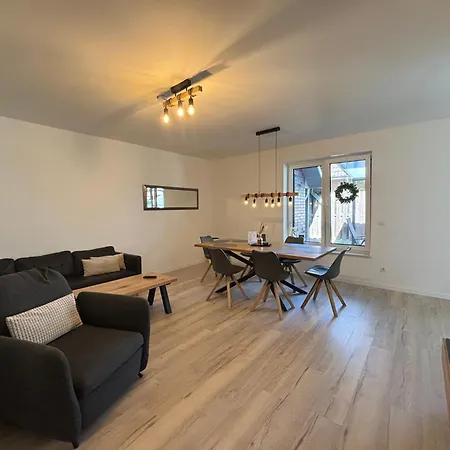 Apartment Modern Am Bowlingcenter Garten U Terrassenüberdachung Werlte