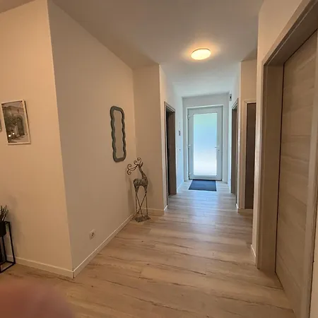 Modern Am Bowlingcenter Garten U Terrassenüberdachung * Werlte