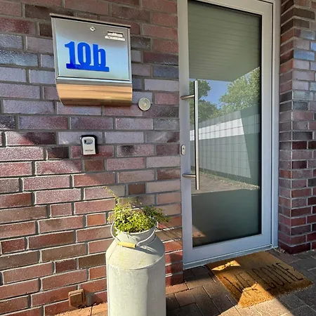 Modern Am Bowlingcenter Garten U Terrassenüberdachung